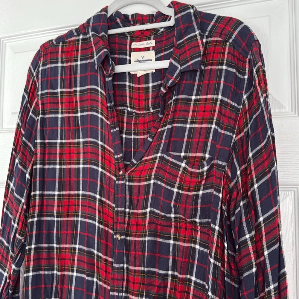 American Eagle Ahh-Mazingly-Soft Long Sleeve Flannel Top